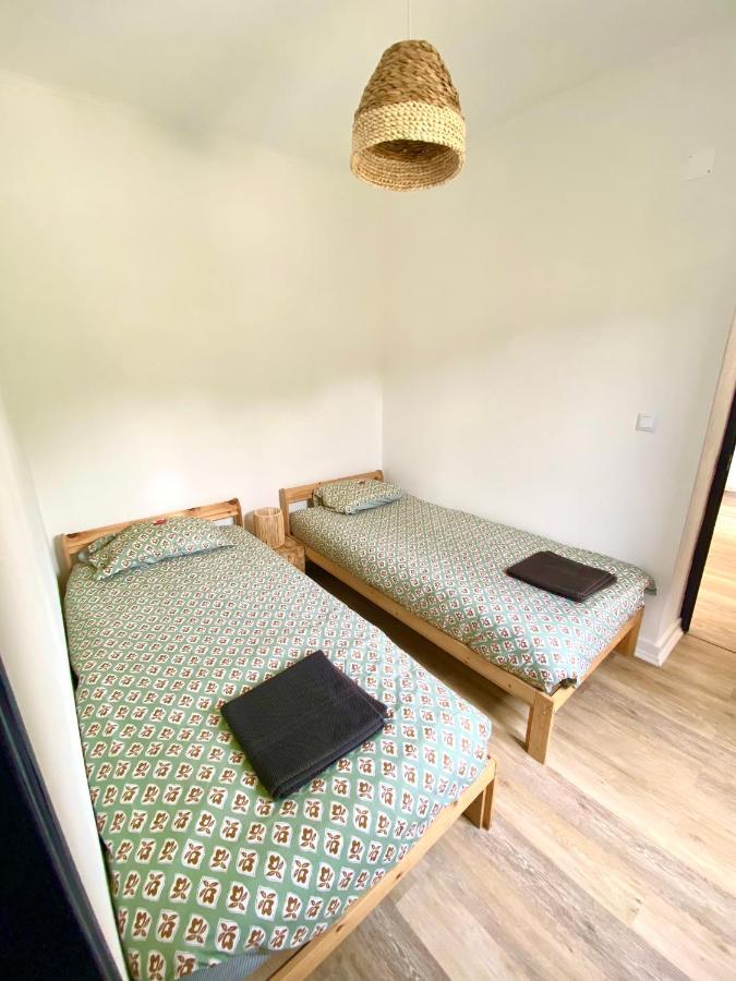 Pine & Apple Sintra Beach Houseコラレス エクステリア 写真